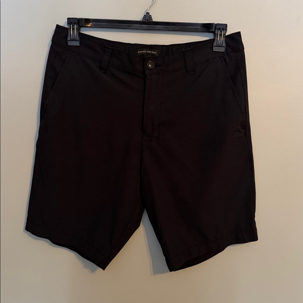 Banana Republic Men's Black Flat Front Shorts